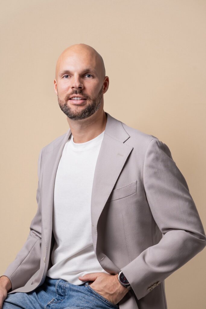 marius-nagdasovas-cohost.jpg